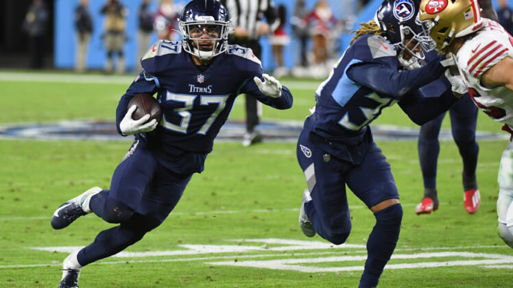 NFL: San Francisco 49ers at Tennessee Titans