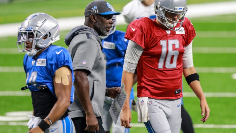 Lions offensive coordinator Anthony Lynn talks with QB Jared Goff during a team practice at Ford Field on Saturday, Aug. 7, 2021.

Fordfieldpractice 080721 Kp2