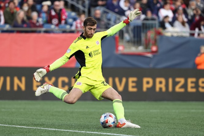 Arsenal sign USMNT goalkeeper Matt Turner from New England Revolution - ESPN