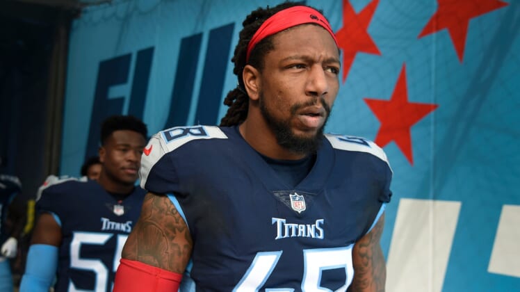 Tennessee Titans outside linebacker Bud Dupree (48) makes his way to the field before the game against the New Orleans Saints at Nissan Stadium Sunday, Nov. 14, 2021 in Nashville, Tenn.Nas Titans Saints 022