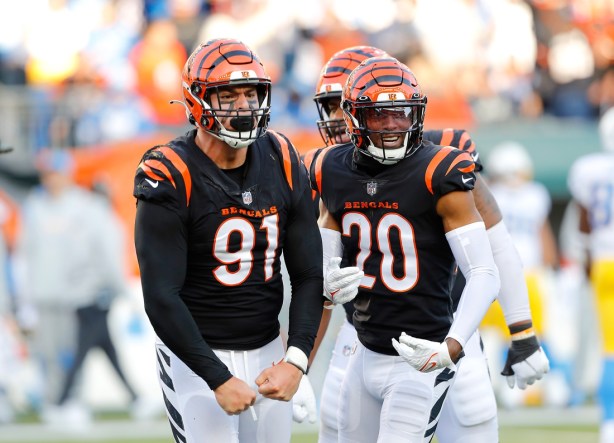 Los Angeles Chargers at Cincinnati Bengals on December 5, 2021