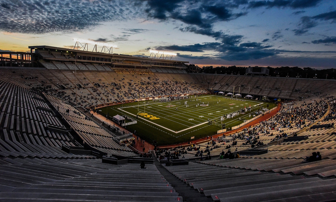 USFL 2022: Birmingham to host all football games in inaugural season