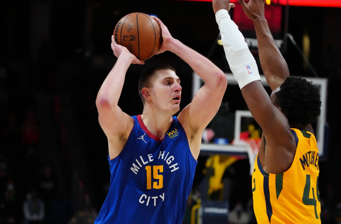 Nuggets' Nikola Jokic Tasked With More Heavy Lifting Vs. Kings