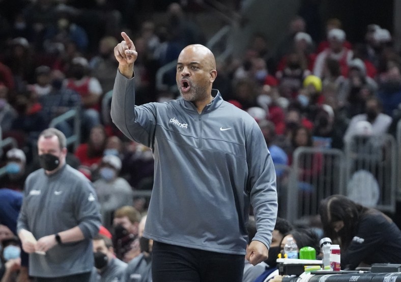 Jan 7, 2022; Chicago, Illinois, USA; Washington Wizards head coach Wes Unseld Jr. gestures to his team during the first half at United Center. Mandatory Credit: David Banks-USA TODAY Sports