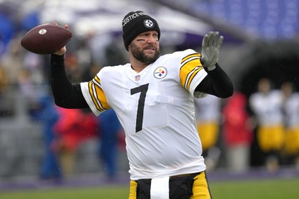 Jan 9, 2022; Baltimore, Maryland, USA; Pittsburgh Steelers quarterback Ben Roethlisberger (7) warms up prior to the game against the Baltimore Ravens at M&T Bank Stadium. Mandatory Credit: Mitch Stringer-USA TODAY Sports