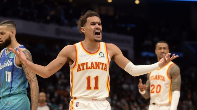 Trae Young, Hawks rout cold-shooting Hornets