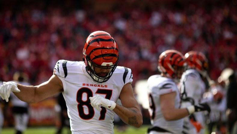 Cincinnati Bengals tight end C.J. Uzomah (87) stretches before the AFC championship NFL football game, Sunday, Jan. 30, 2022, at GEHA Field at Arrowhead Stadium in Kansas City, Mo.

Cincinnati Bengals At Kansas City Chiefs Jan 30 Afc Championship 21