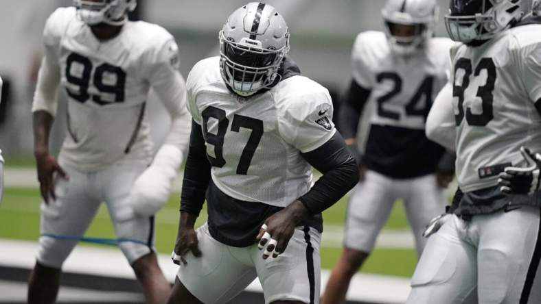 Maliek Collins Las Vegas Raiders