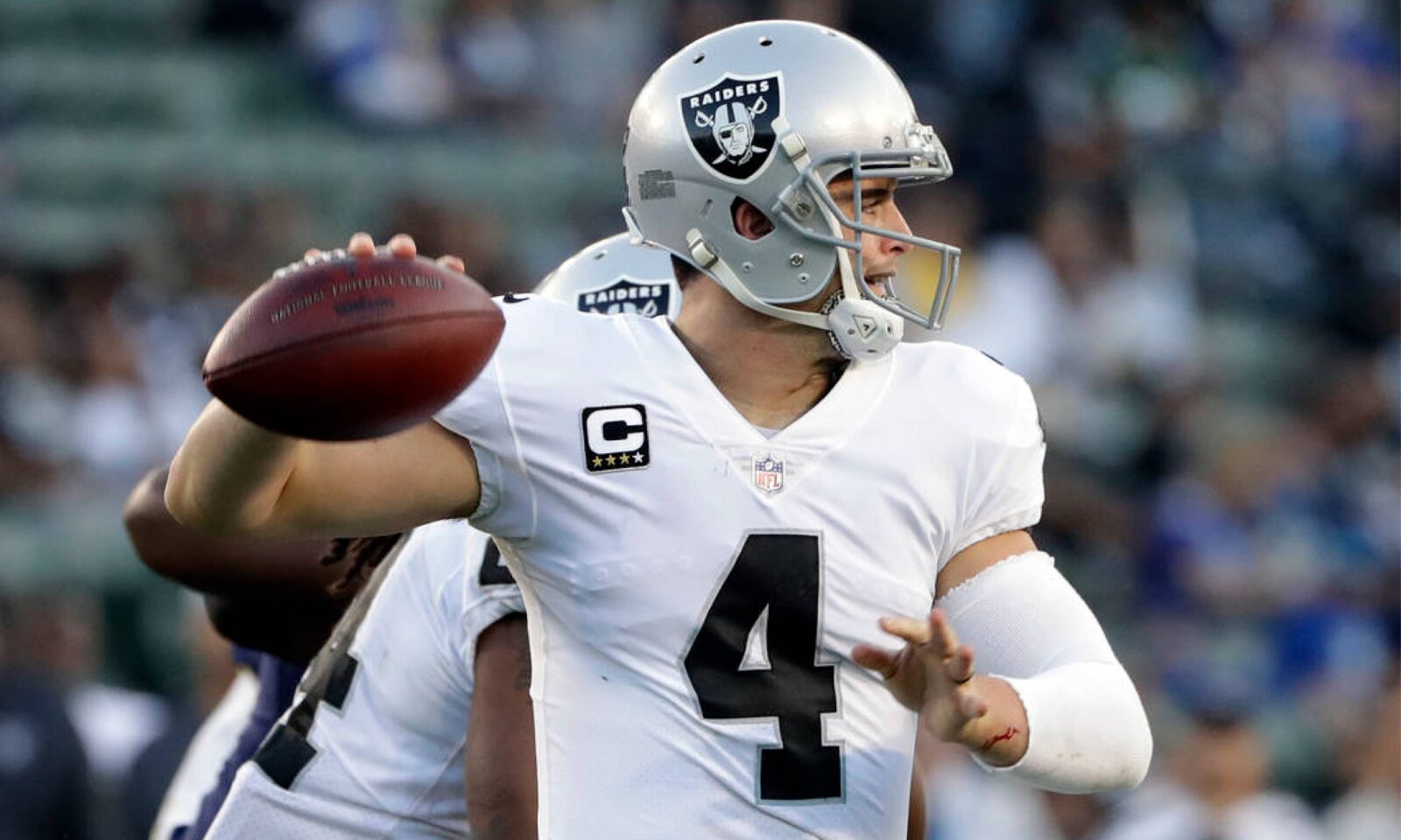 Derek Carr inside the numbers oakland raiders