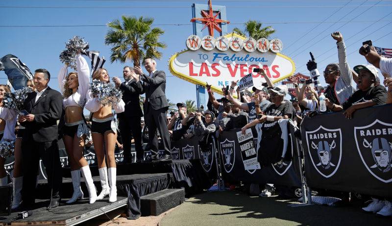 las vegas raiders oakland lawsuit