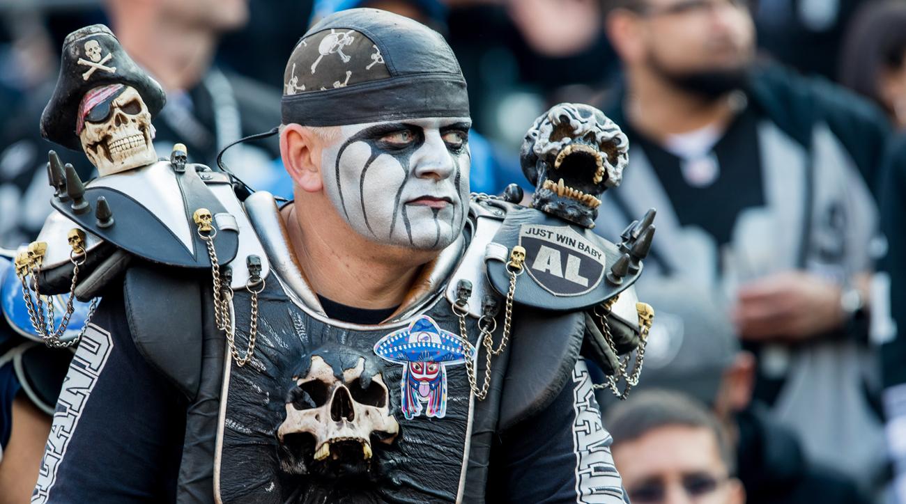 While the team was dominated again in Sunday's loss, Raiders fans ...