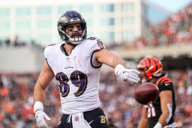 Mark Andrews injury: Ravens TE suffers shoulder injury in Week 8