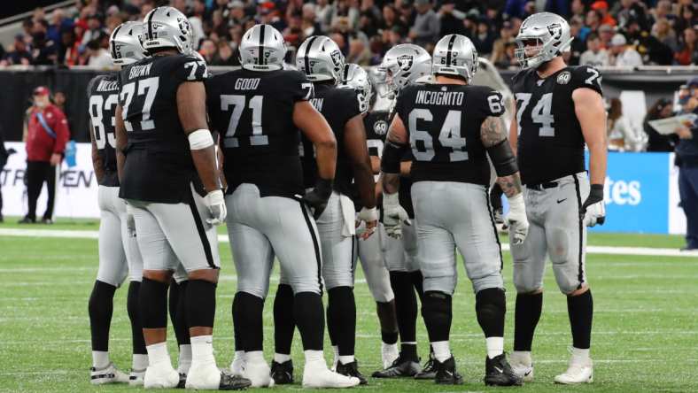 Las Vegas raiders veterans