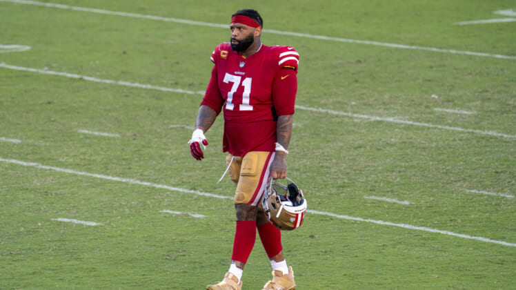 San Francisco 49ers Star Trent Williams Has Ankle Sprain, Questionable ...