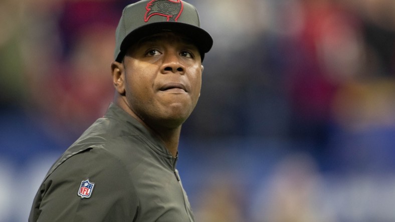 Nov 28, 2021; Indianapolis, Indiana, USA;  Tampa Bay Buccaneers Offensive coordinator Byron Leftwich before the game against the Indianapolis Colts at Lucas Oil Stadium. Mandatory Credit: Trevor Ruszkowski-USA TODAY Sports