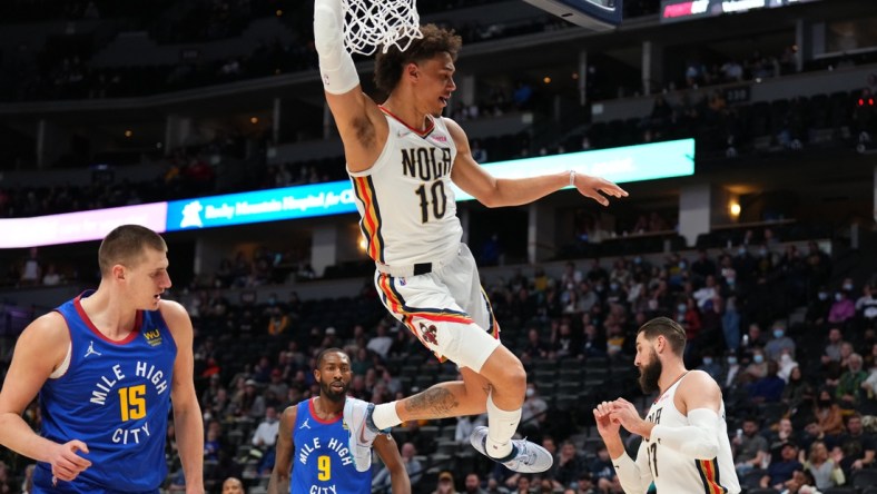 Feb 4, 2022; Denver, Colorado, USA; New Orleans Pelicans center Jaxson Hayes (10) dunks in the first quarter against the Denver Nuggets at Ball Arena. Mandatory Credit: Ron Chenoy-USA TODAY Sports