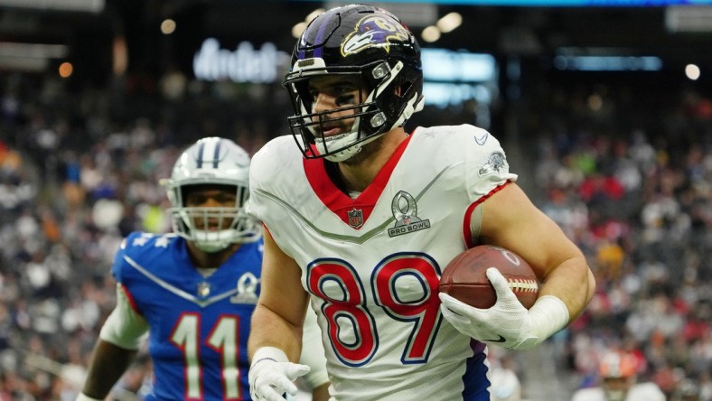 Feb 6, 2022; Paradise, Nevada, USA; AFC tight end Mark Andrews of the Baltimore Ravens (89) runs with the ball against the NFC during the second quarter during the Pro Bowl football game at Allegiant Stadium. Mandatory Credit: Kirby Lee-USA TODAY Sports