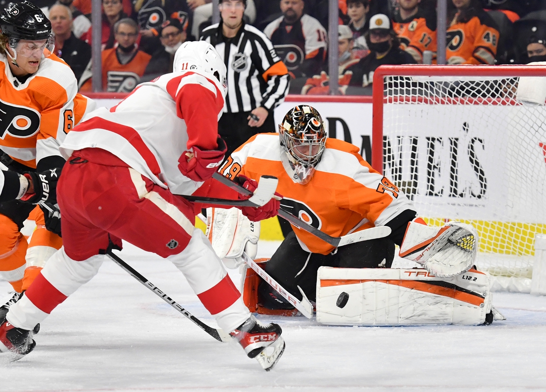 Flyers' Carter Hart out vs. Hurricanes with eye infection