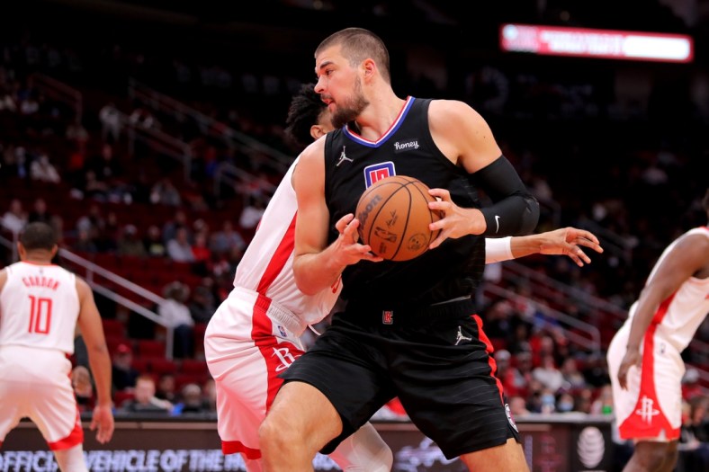 Ivica Zubac, Clippers look to bully Rockets again in rematch