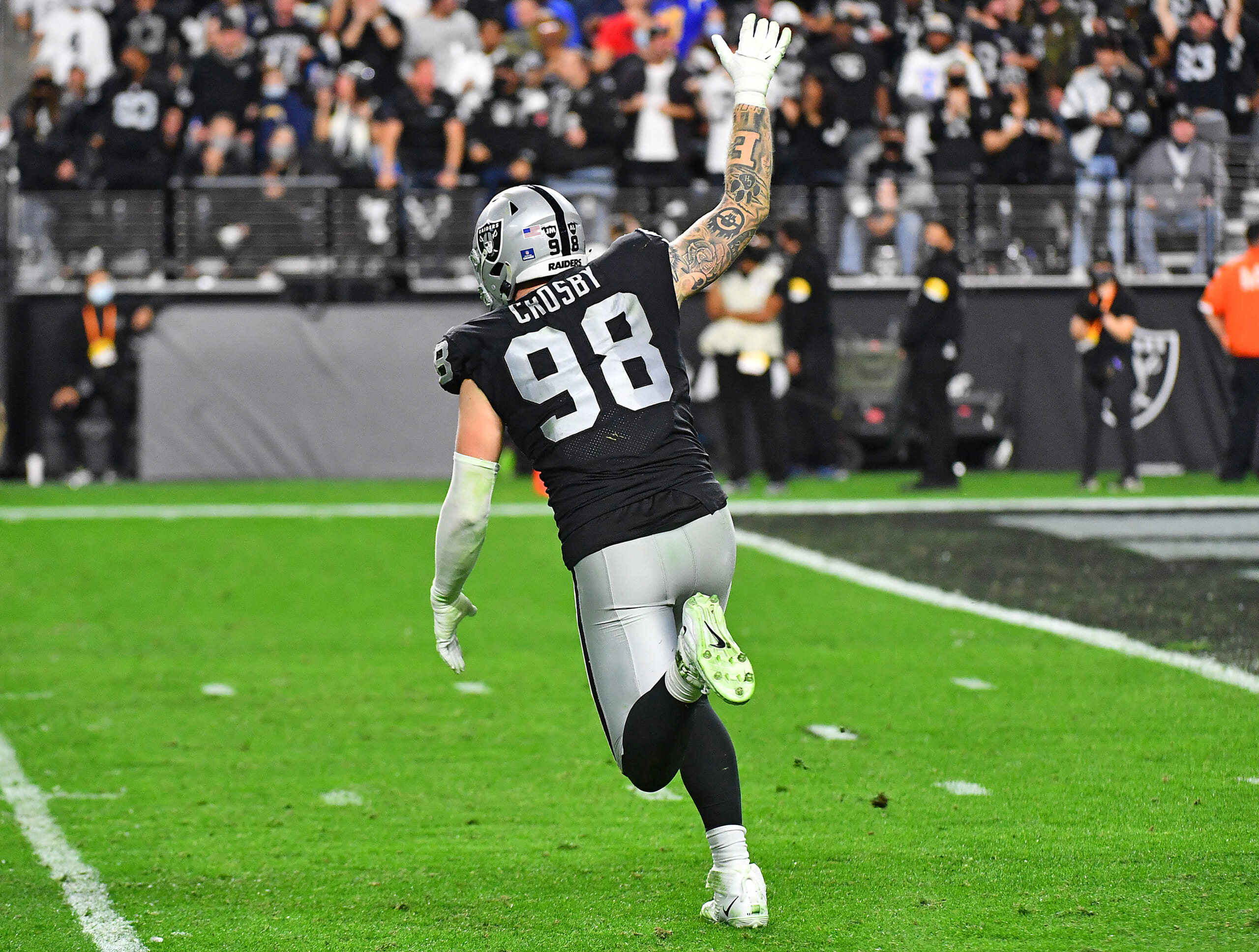 Las Vegas Raiders roster review Defensive ends