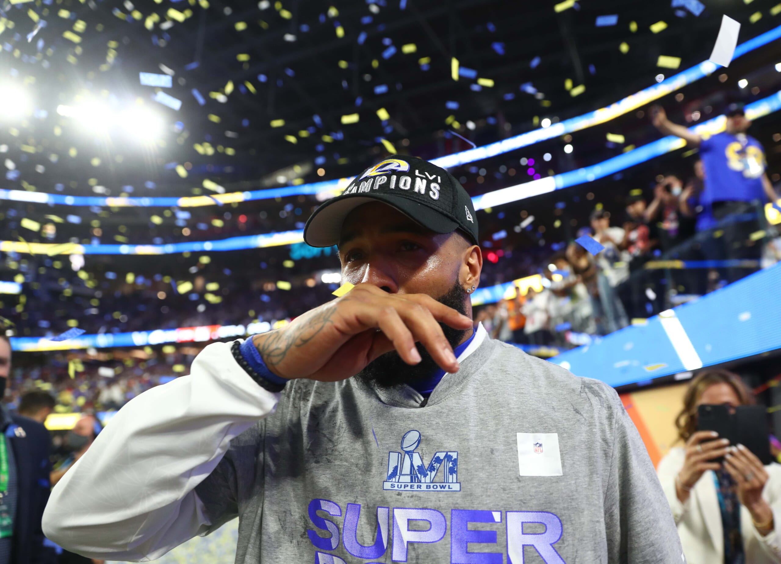 Watch: Odell Beckham Jr. scores first touchdown of Super Bowl LVI - Sports  Illustrated