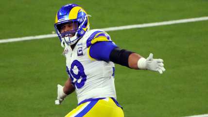 How an Aaron Donald contract extension might look