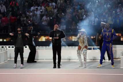 NFL world reacts to epic Super Bowl halftime show