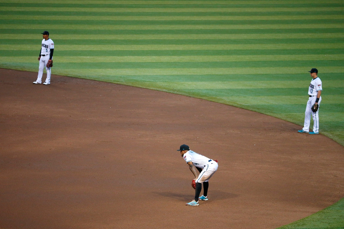 Arizona Diamondbacks shift right for San Francisco Giants batter Brandon Belt during a MLB game at Chase Field in Phoenix. 

Giants Vs Diamondbacks