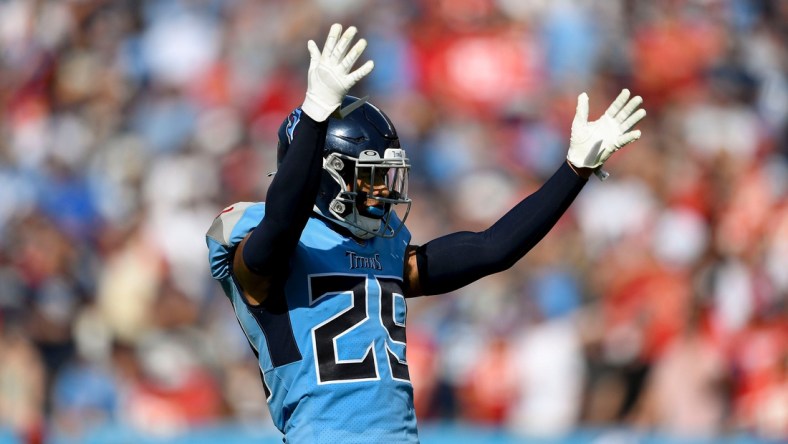 Tennessee Titans safety Dane Cruikshank (29) amps up the crowd during the fourth quarter at Nissan Stadium Sunday, Oct. 24, 2021 in Nashville, Tenn.

Titans Chiefs 209