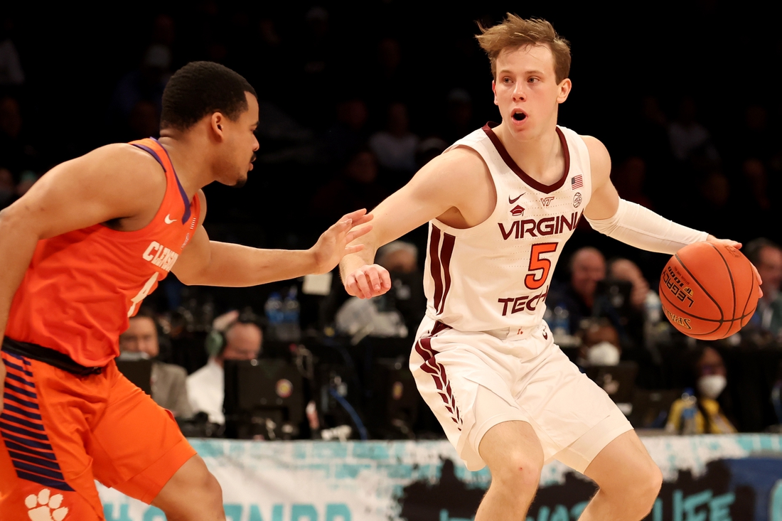 Virginia Tech beats Clemson on late 3pointer in OT