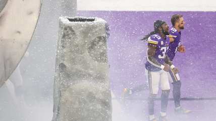 Minnesota Vikings post open for business sign as NFL trade rumors heat up