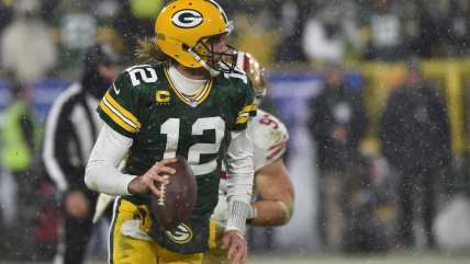 Denver Broncos willing to offer ‘a ton of picks’ for Aaron Rodgers trade, desperate for QB