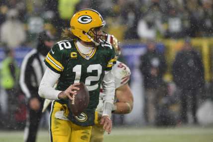Denver Broncos willing to offer ‘a ton of picks’ for Aaron Rodgers trade, desperate for QB