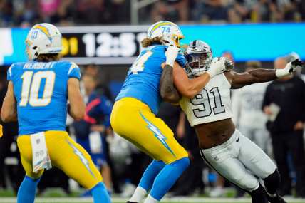 Raiders to sign pass rusher Chandler Jones, trade Yannick Ngakoue to Colts  for Rock Ya-Sin