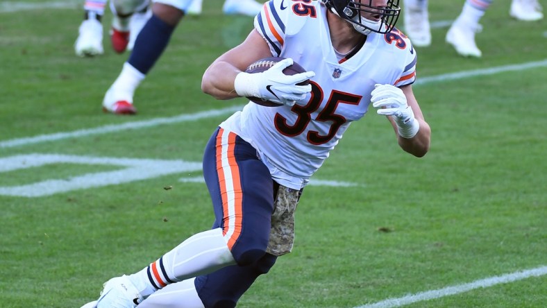 Nov 8, 2020; Nashville, Tennessee, USA; Chicago Bears running back Ryan Nall (35) runs for a touchdown after a catch during the second half against the Tennessee Titans at Nissan Stadium. Mandatory Credit: Christopher Hanewinckel-USA TODAY Sports