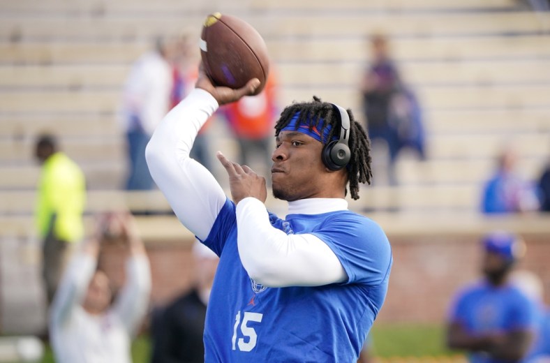 Nov 20, 2021; Columbia, Missouri, USA; Florida Gators quarterback Anthony Richardson (15) warms up against the Missouri Tigers before the game at Faurot Field at Memorial Stadium. Mandatory Credit: Denny Medley-USA TODAY Sports