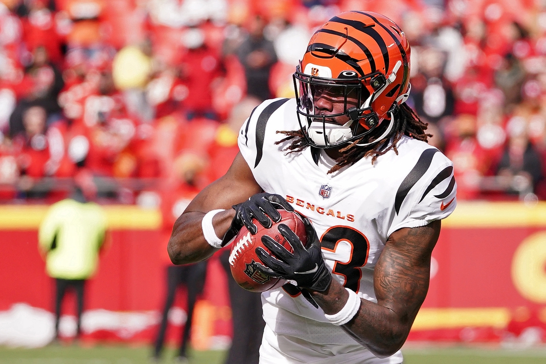 Jan 30, 2022; Kansas City, Missouri, USA; Cincinnati Bengals cornerback Tre Flowers (33) warms up before the AFC Championship Game against the Kansas City Chiefs at GEHA Field at Arrowhead Stadium. Mandatory Credit: Denny Medley-USA TODAY Sports