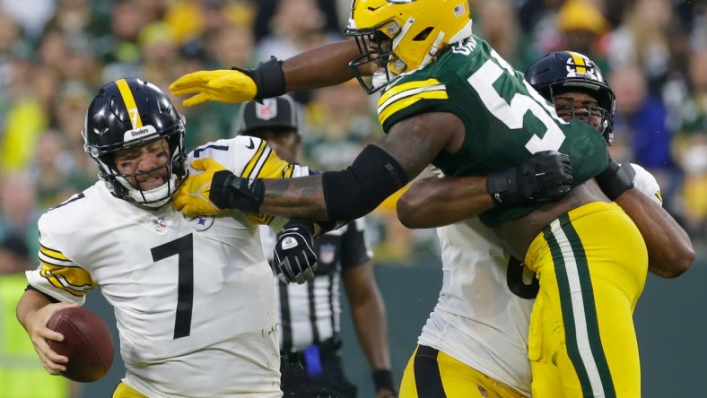 Green Bay Packers linebacker Rashan Gary (52) sacks Pittsburgh Steelers quarterback Ben Roethlisberger (7) during the fourth quarter of their game Sunday, October 3, 2021 at Lambeau Field in Green Bay, Wis. Green Bay Packers beat the Pittsburgh Steelers 27-17.

Mjs Packers04 10 Jpg Packers04