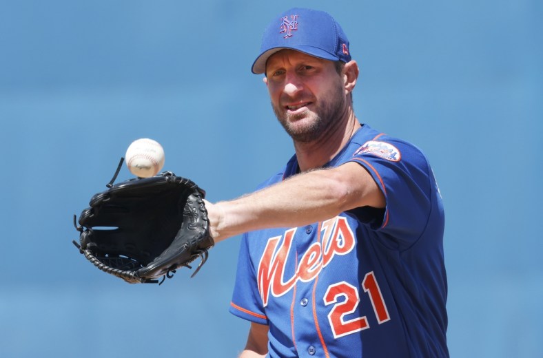 Mar 27, 2022; Port St. Lucie, Florida, USA; New York Mets starting pitcher Max Scherzer (21) warms up before the sixth inning of a spring training game against the St. Louis Cardinals at Clover Park. Mandatory Credit: Reinhold Matay-USA TODAY Sports