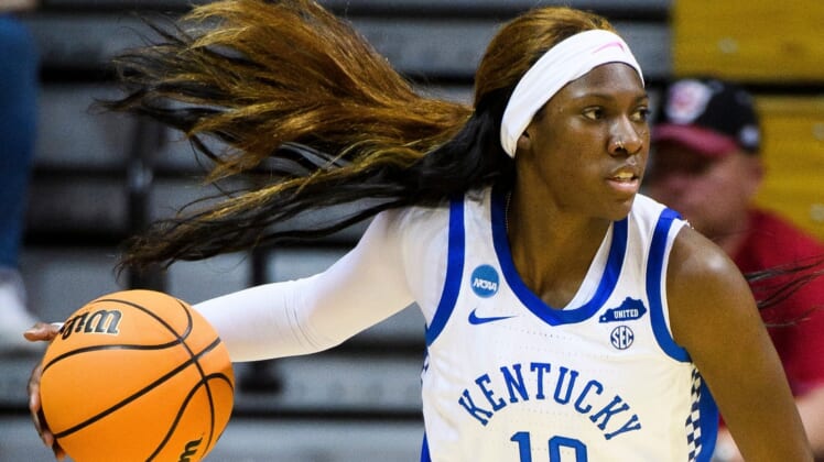 Kentucky's Rhyne Howard (10) during the first half of the Kentucky versus Princeton women's NCAA First Round game at Simon Skjodt Assembly Hall on Saturday, March 19, 2022.Syndication The Herald Times