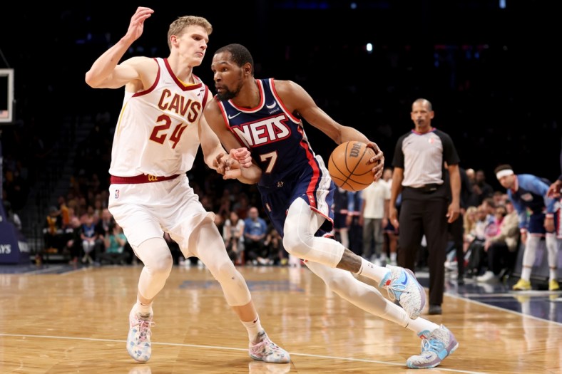 Apr 8, 2022; Brooklyn, New York, USA; Brooklyn Nets forward Kevin Durant (7) drives to the basket against Cleveland Cavaliers forward Lauri Markkanen (24) during the fourth quarter at Barclays Center. Mandatory Credit: Brad Penner-USA TODAY Sports