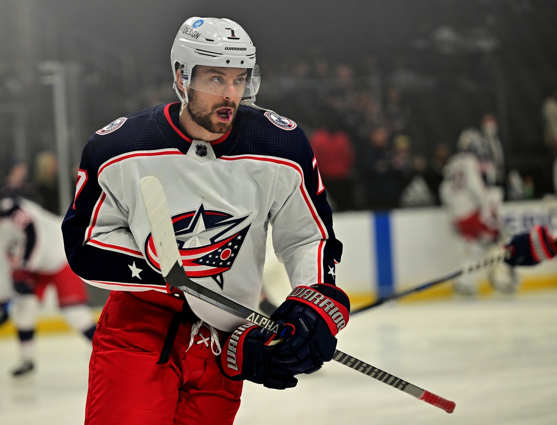 Apr 16, 2022; Los Angeles, California, USA;  Columbus Blue Jackets center Sean Kuraly (7) warms up before a game against the Los Angeles Kings at Crypto.com Arena. Mandatory Credit: Jayne Kamin-Oncea-USA TODAY Sports