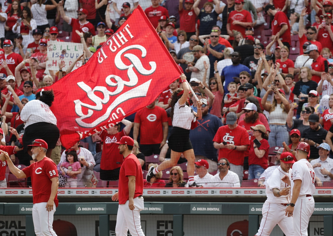 Cincinnati Reds back home after winless road trip