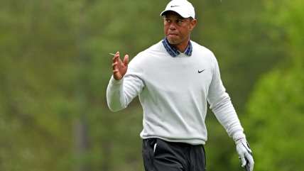 WATCH: Tiger Woods hits birdies on back-to-back holes at The Masters