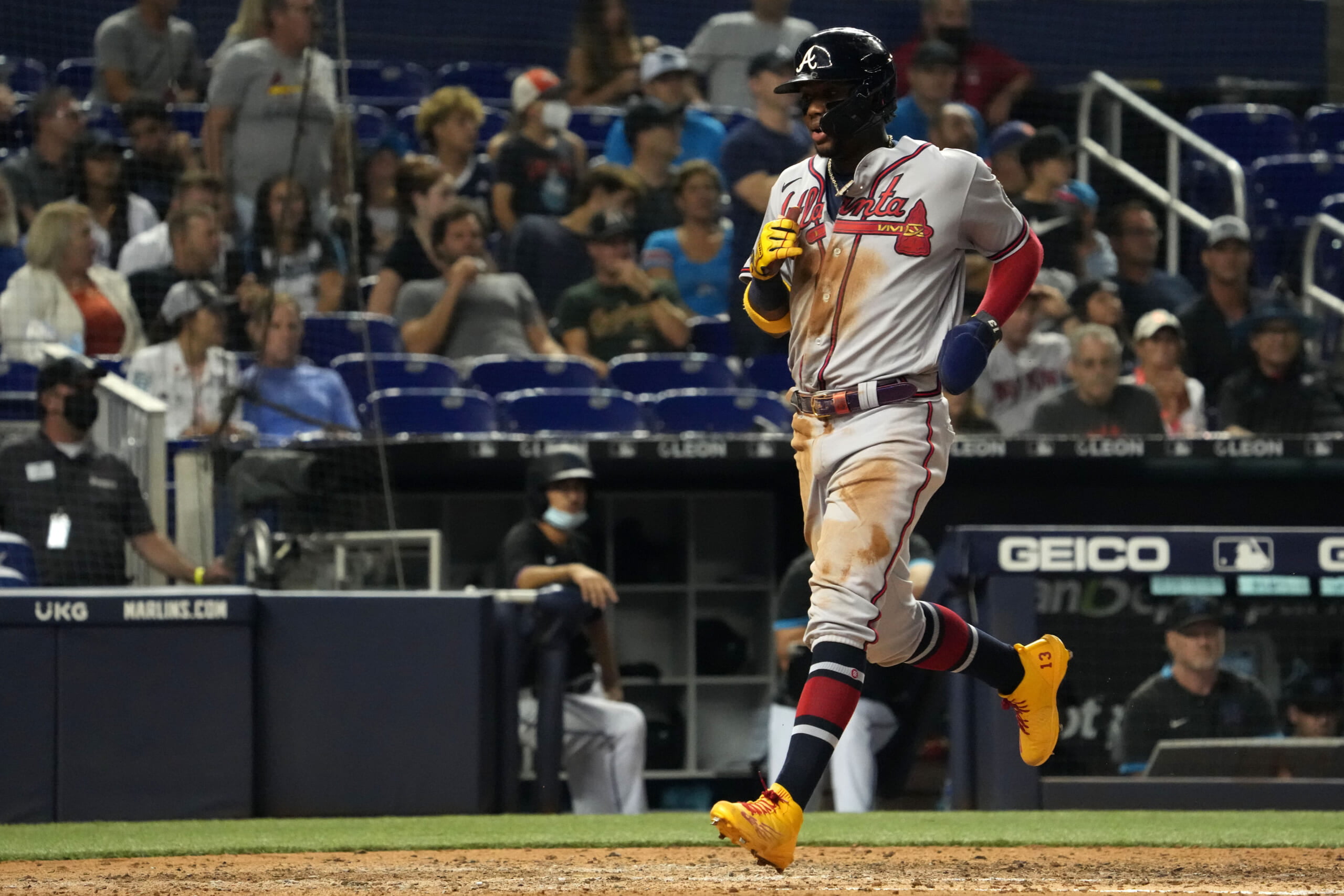 Ronald Acuña Jr. meniscus injury update: Braves star outfielder