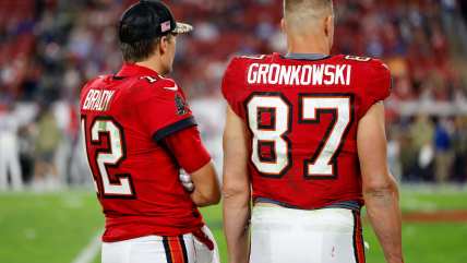 NFL insider expects Rob Gronkowski to re-sign with Tampa Bay Buccaneers