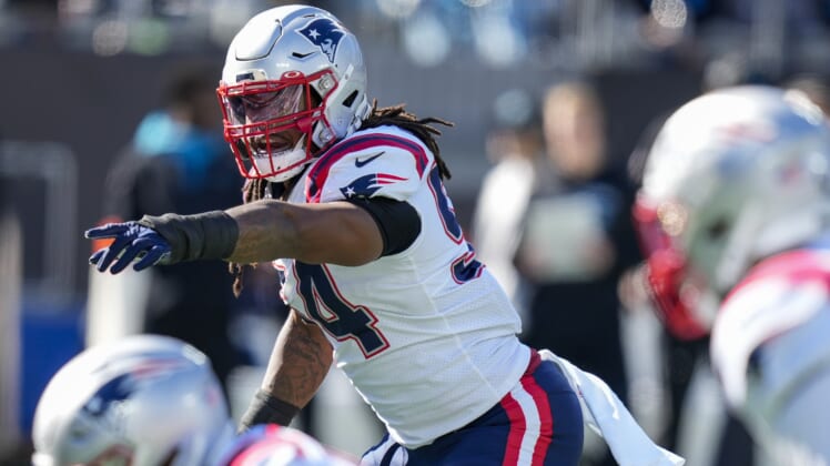 green bay packers sign dont'a hightower after sammy watkins addition