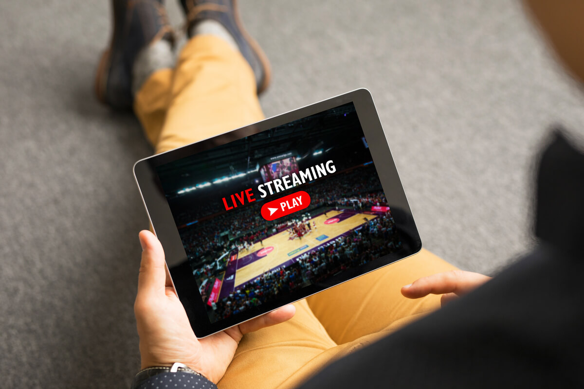 streaming services with live sports
