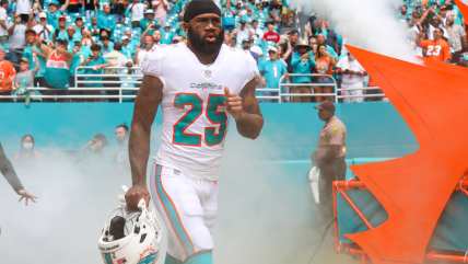 Miami Dolphins extend Xavien Howard with $25.5M per year deal, 2 moves team should make next