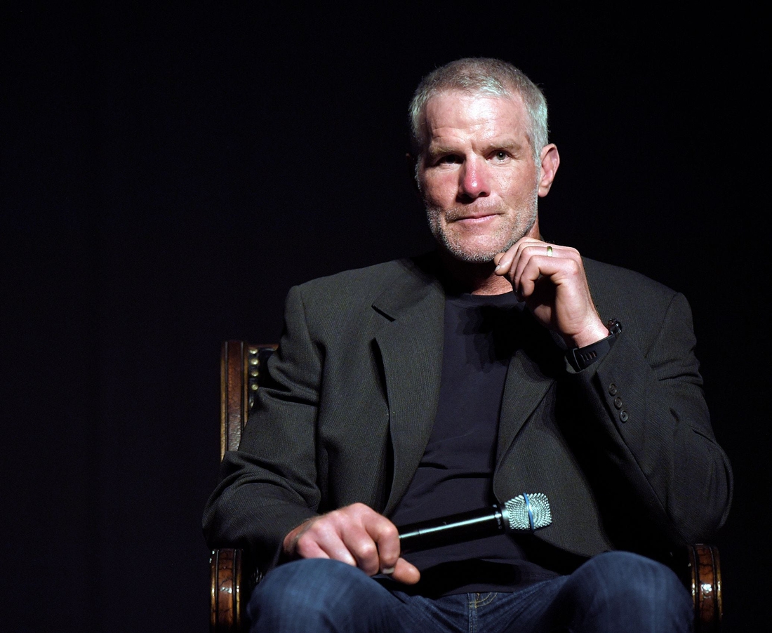 Brett Favre has said he didn't know the money he received came from welfare funds.

Xxx Sline Brett Favre 081020 Dcb Jpg